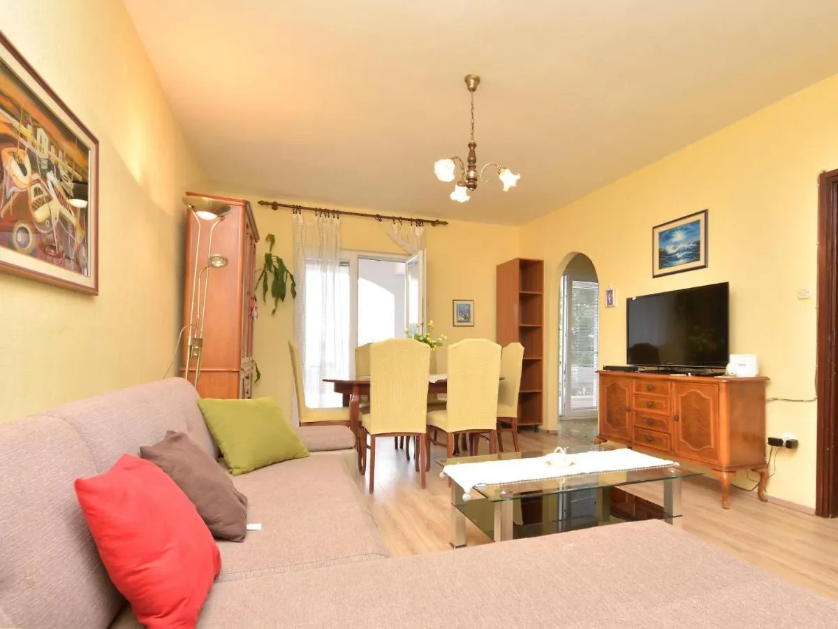 Holiday Home Ana By Interhome Kali
