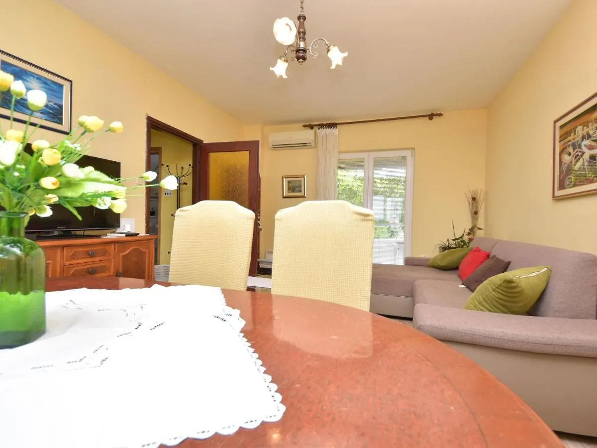 Holiday Home Ana By Interhome Kali